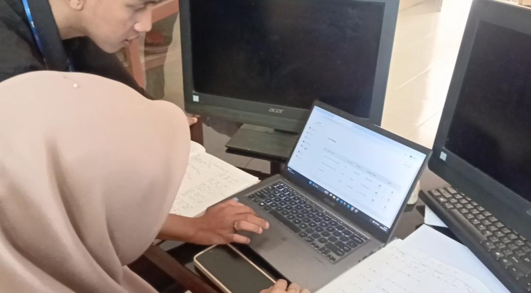Sistem Persuratan Digital Berbasis Web dan Barcode